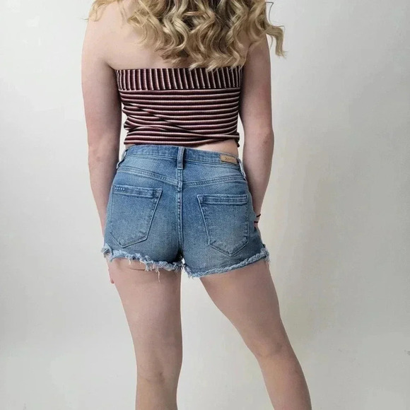 Blank NYC Cutoff Cheeky Stretch Denim Jean Shorts - 26 - Picture 6 of 9